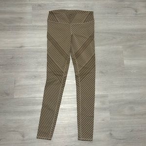 Alo Yoga Leggings
